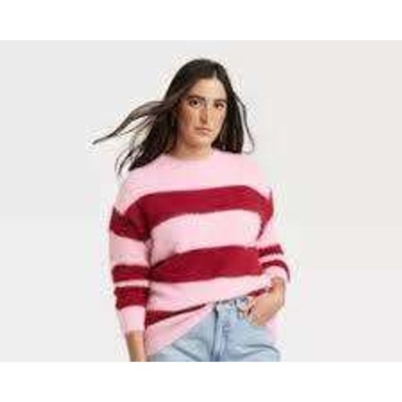 Universal Thread Sweaters - Universal Thread Pink Burgundy Striped Fuzzy Eyelash Knit Crewneck Sweater Small